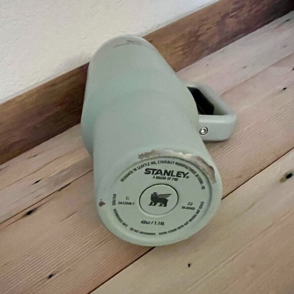 Stanley Tumbler 40oz in Soft Matte Green Bay Leaf - Picture 3 of 5